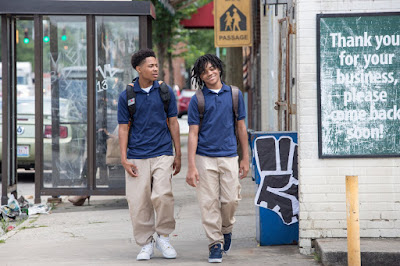 Michael Rainey Jr. and Diallo Thompson in Barbershop The Next Cut