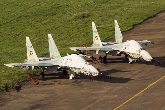 اوغندا قد تقترض 740 مليون دولار من روسيا من اجل شراء اسلحه  Ugandan%2BAir%2BForce%2BSU-30%2B3