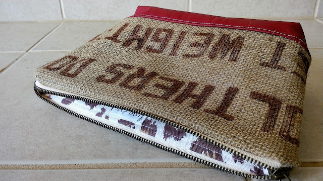 Burlap Coffee Zipper Bag by Lina and Vi Plymouth Michigan - www.linaandvi.etsy.com Burlap Coffee Zipper Bag by Lina and Vi Plymouth Michigan - www.linaandvi.etsy.com