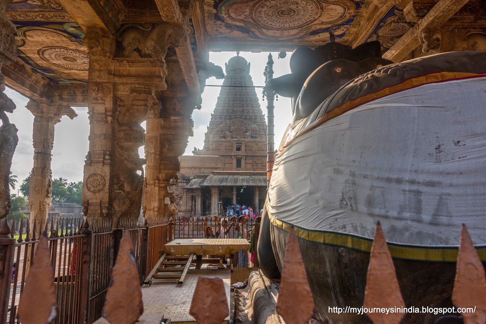 Thanjavur Brihadeeswarar Temple Big Nandi View