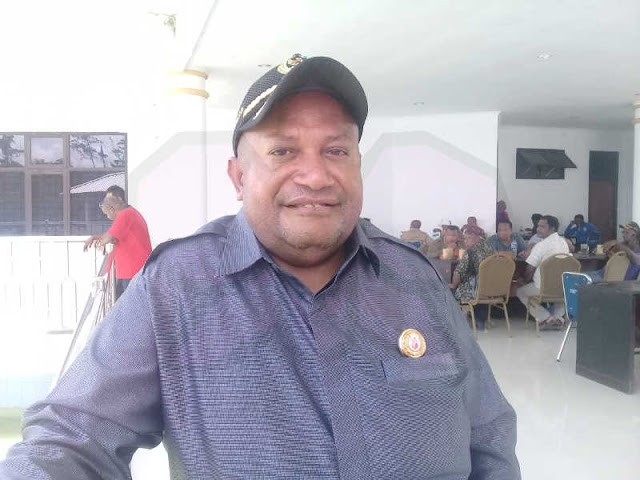 DPRD Mimika Minta Disperindag Tertibkan Pedagang di Pasar Sentral DPRD Mimika Minta Disperindag Tertibkan Pedagang di Pasar Sentral