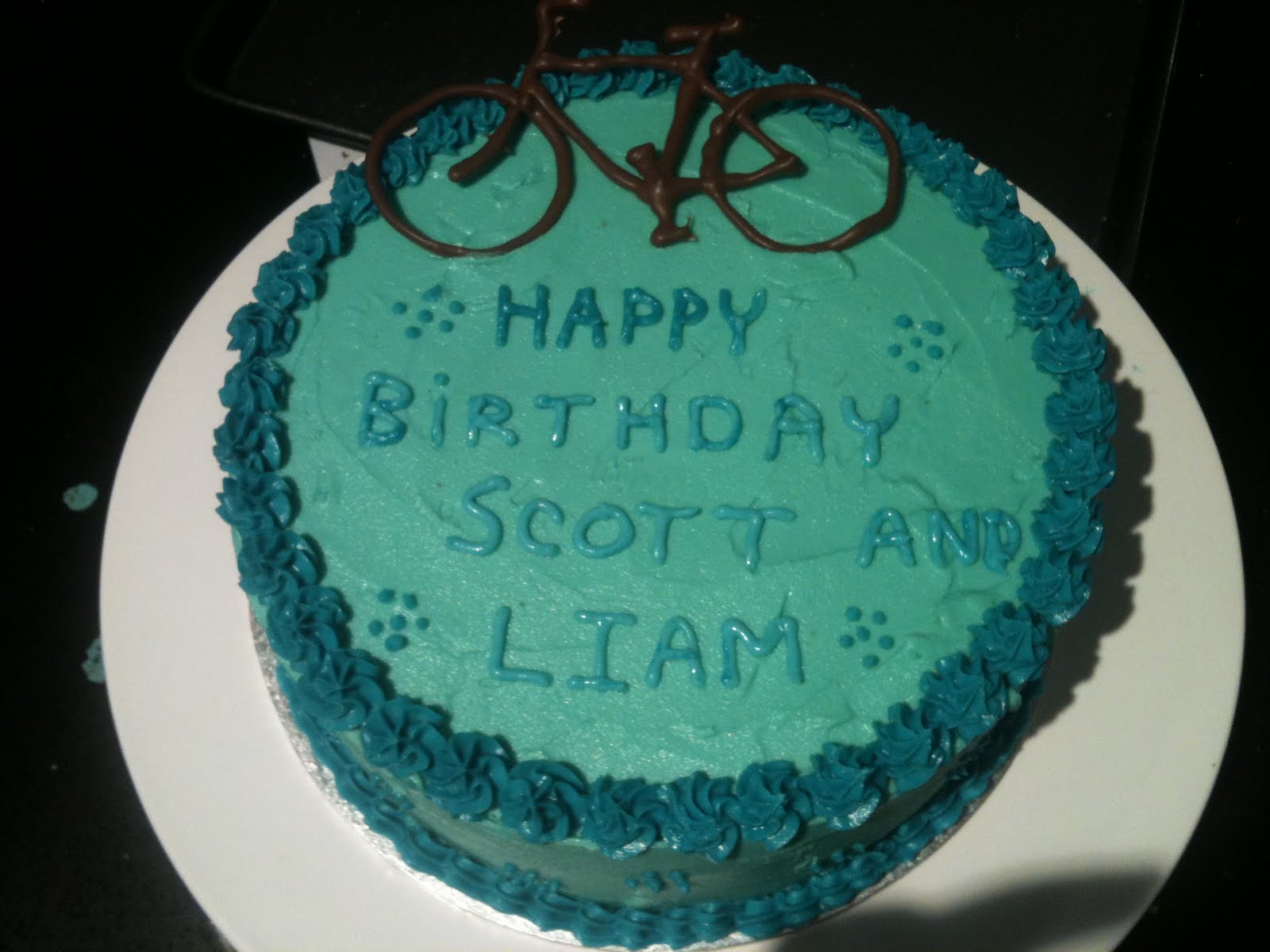 Tanya s Cakes Simple Sponge Cake With Butter Icing And Chocolate Bike