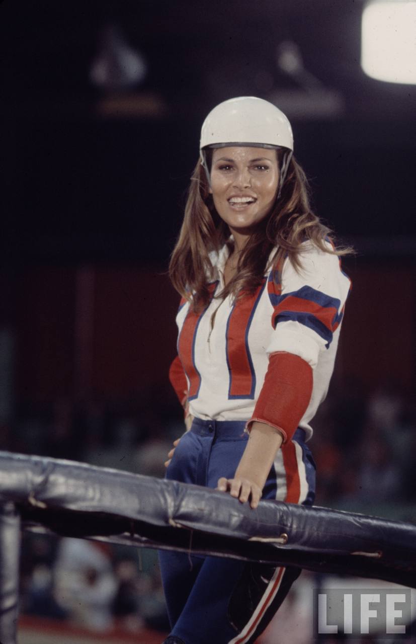 raquel welch kids rolling with raquel welch in kansas city bomber raquel welch kids rolling with raquel welch in kansas city bomber