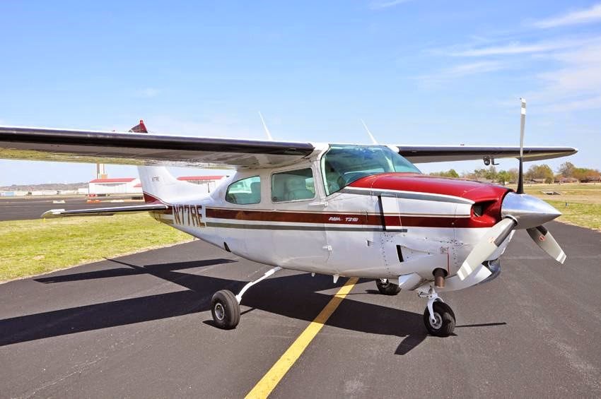 Cessna 210 Operating Manual