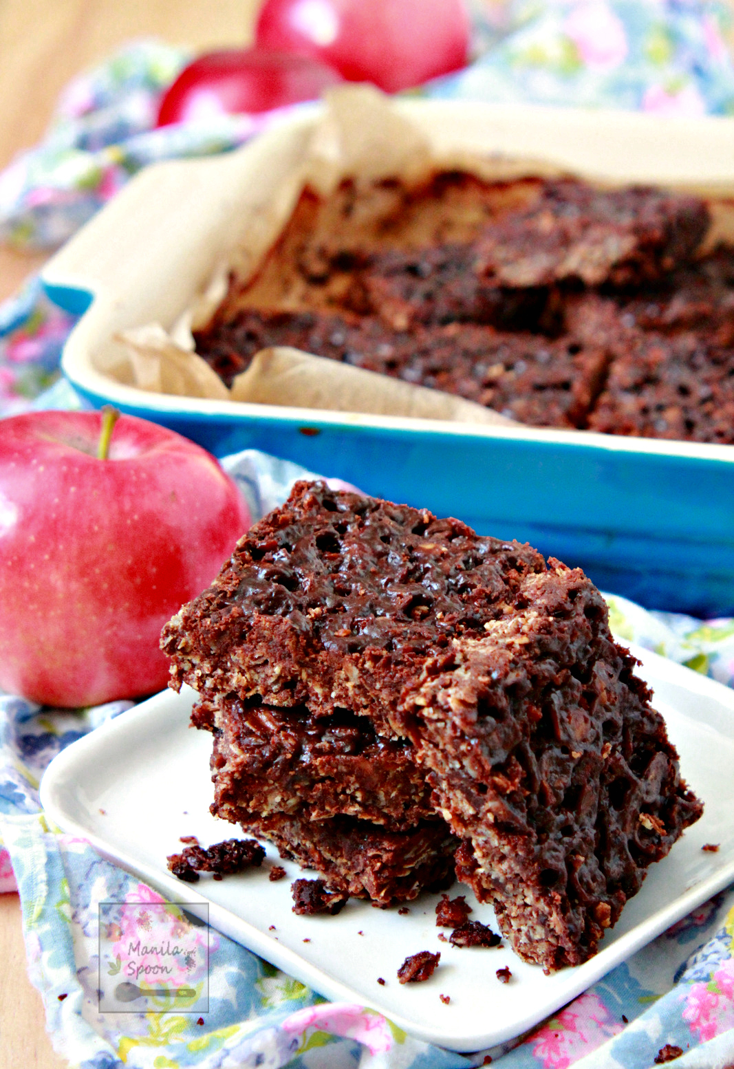 Chewy Chocolate Flapjacks (Oat Bars)