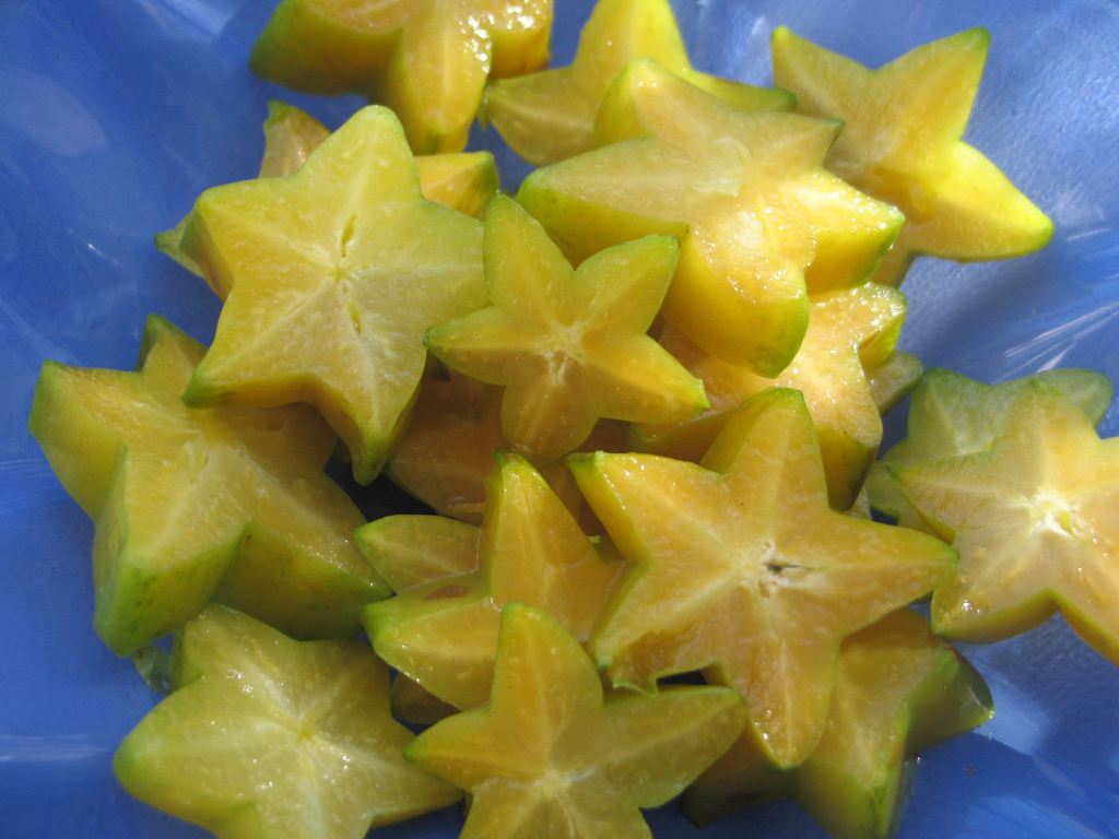 S is for Starfruit and Greed (A to Z Challenge 2019: Fruit Folktales) .