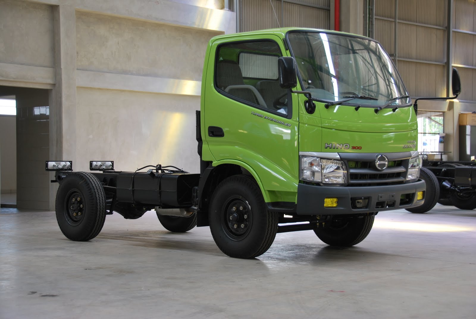 BERITA HINO INDONESIA