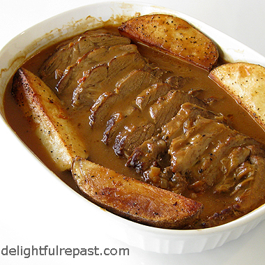 Roast Potatoes - Roasties (this picture - served with Braised Brisket) / www.delightfulrepast.com