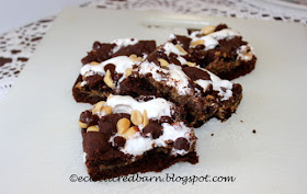 Chocolate Mallow Bars @Eclectic Red Barn. Share NOW. #dessert #chocolate #eclecticredbarn