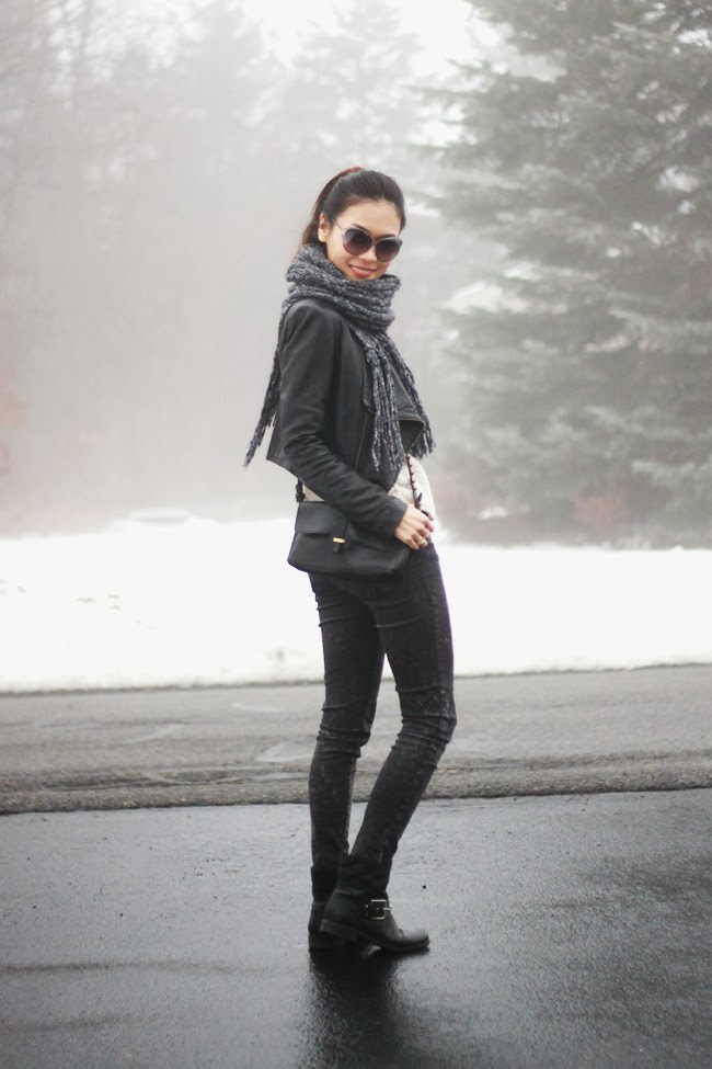 Canvas June SCARF AND LEATHER JACKET