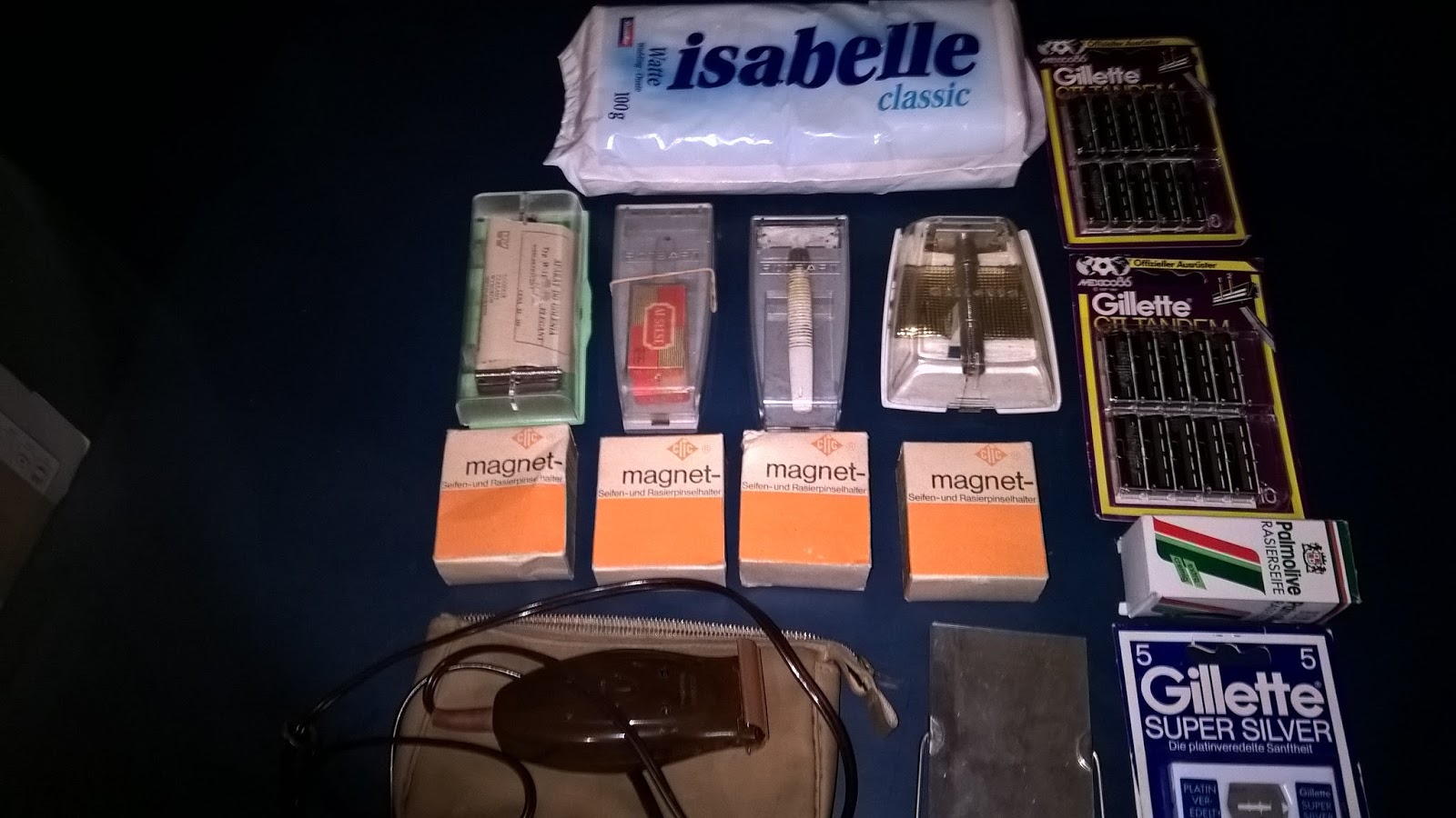 Classic Razors and Blades Collector