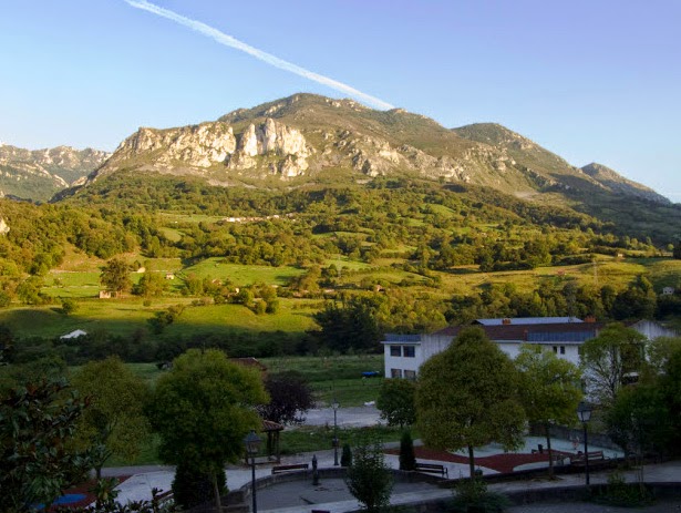 Grupo Montaña Monsacro: 1/2/2014: LA AIRÚA NAVAL