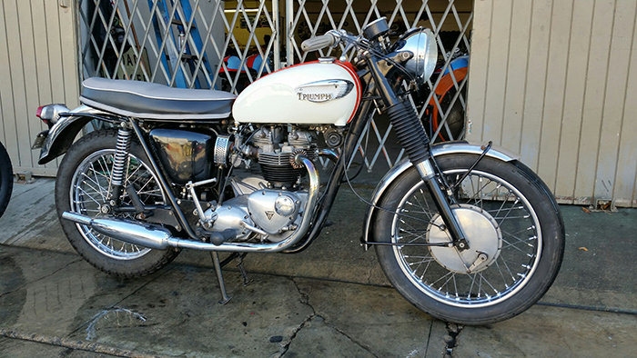 For Sale Scooter Pros 1966 Triumph Bonneville T120 Moto Scoops