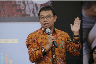 bapak-yon-arsal-direktur-potensi-kepatuhan-dan-penerimaan-pajak-kemeterian-keuangan bapak yon arsal direktur potensi kepatuhan dna penerimaan pajak kementerian keuangan tarif khusus pph umkm nurul sufitri