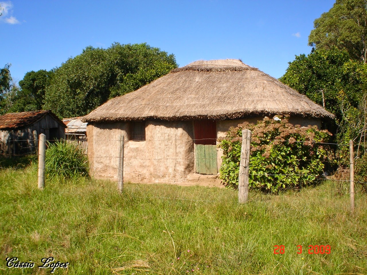 Cássio Gomes Lopes: RANCHOS DA CAMPANHA GAÚCHA Cássio Gomes Lopes: RANCHOS DA CAMPANHA GAÚCHA
