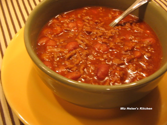 Slow Cooker Chili at Miz Helen's Country Cottage