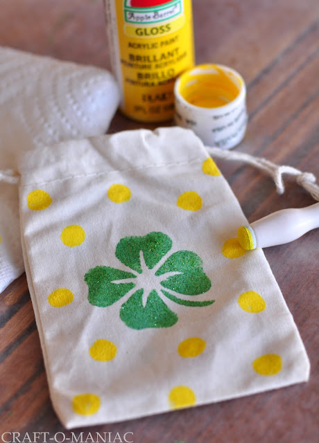 St. Patrick's Day Treat Bags www.craft-o-maniac.com