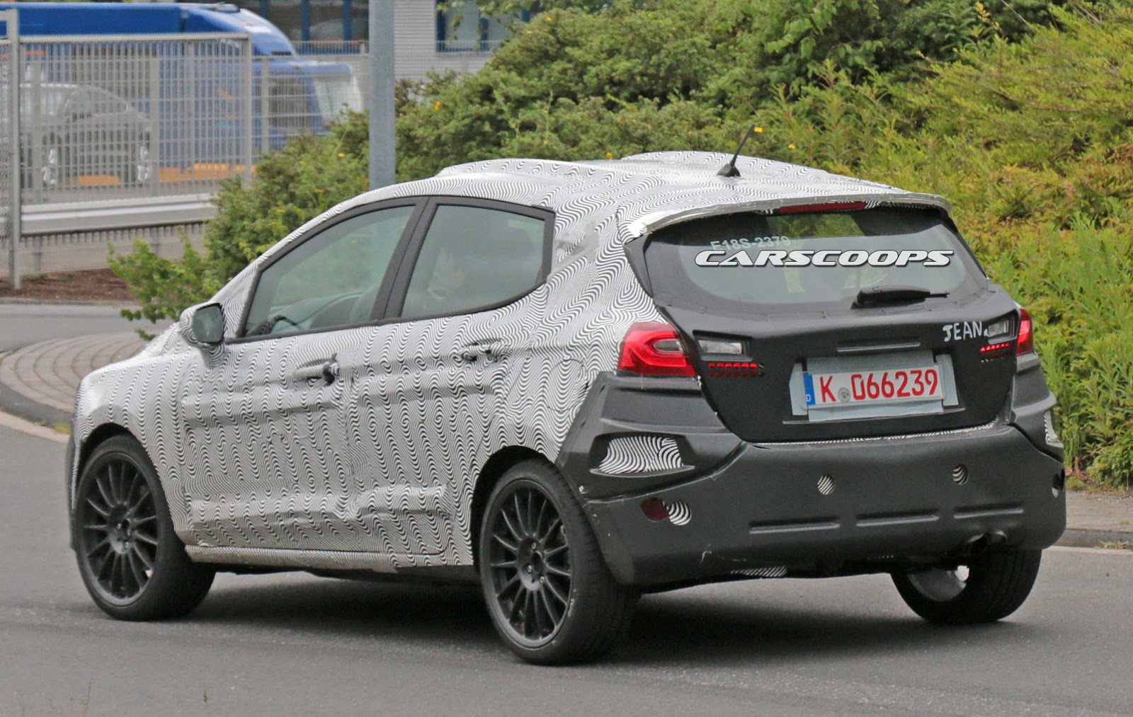 [Imagen: 2018-Ford-Fiesta-ST-9.jpg]