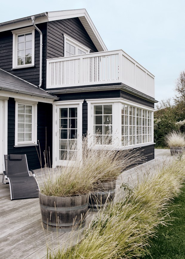 decordemon A beach house in Denmark