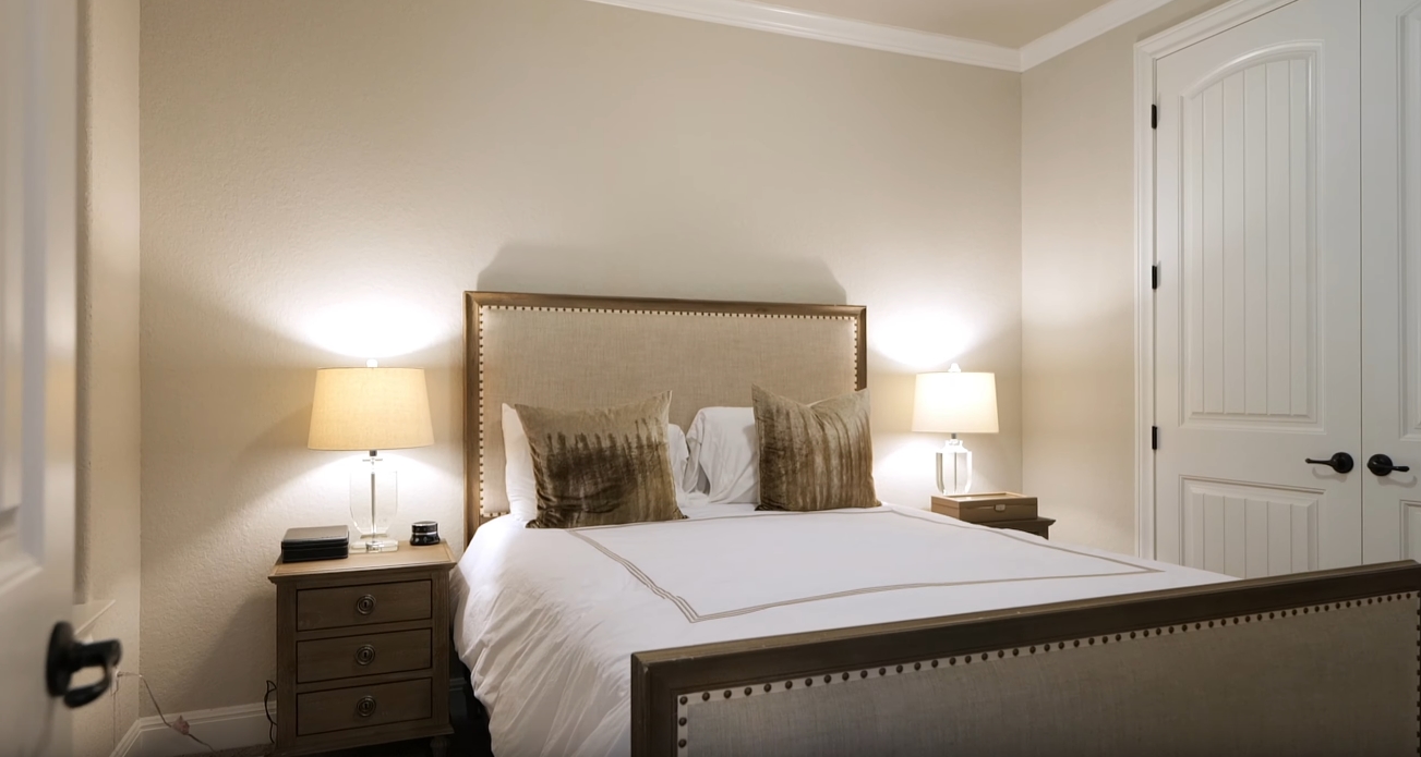 30 Marbella Court, San Antonio, TX vs. Home Interior Design Tour