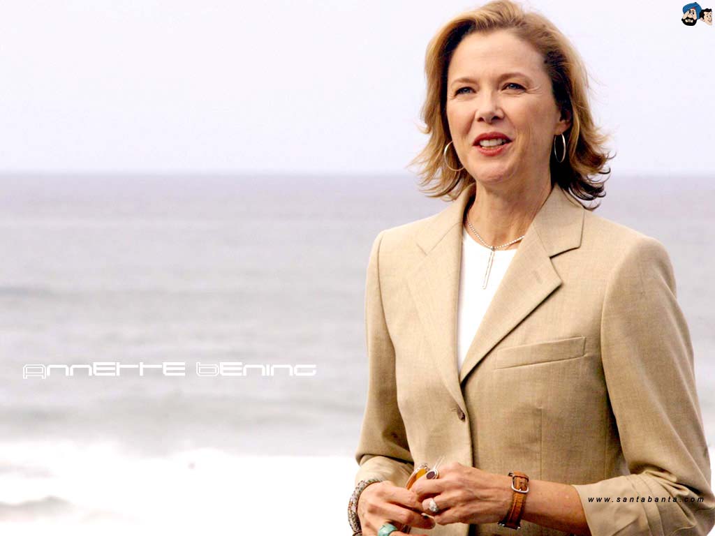 Annette Bening Wallpapers ~ All celebrities Wallpaper
