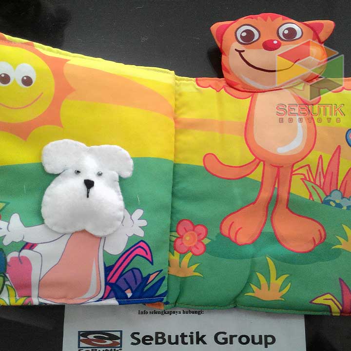 Buku Bantal Kiti Kucing dan Kawan-kawannya