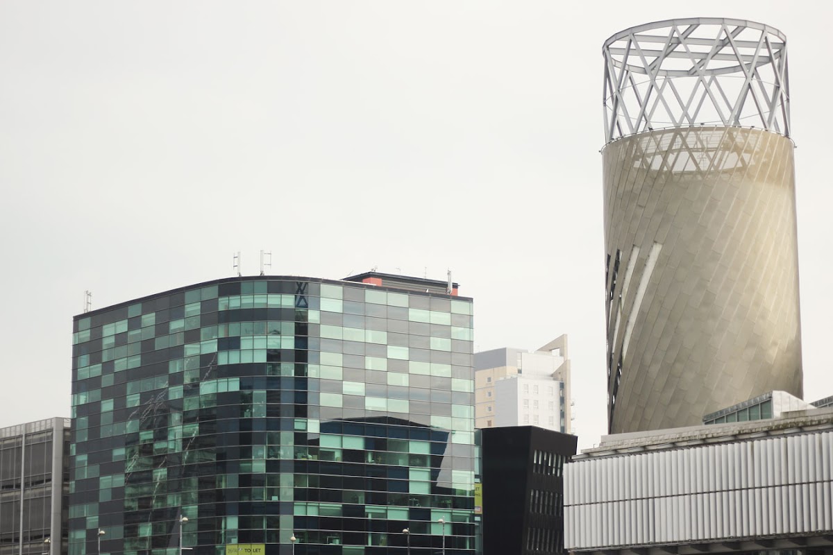 Salford Quays, Lowry theatre building | www.itscohen.co.uk