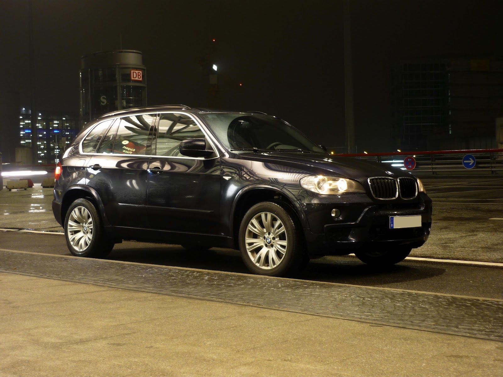 Guitigefilmpjes Spotlight BMW X5 3.0d (2009 / E70)