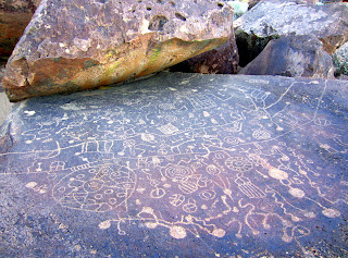 Another view of the petroglyphs on Sky Rock. Another view of the petroglyphs on Sky Rock.
