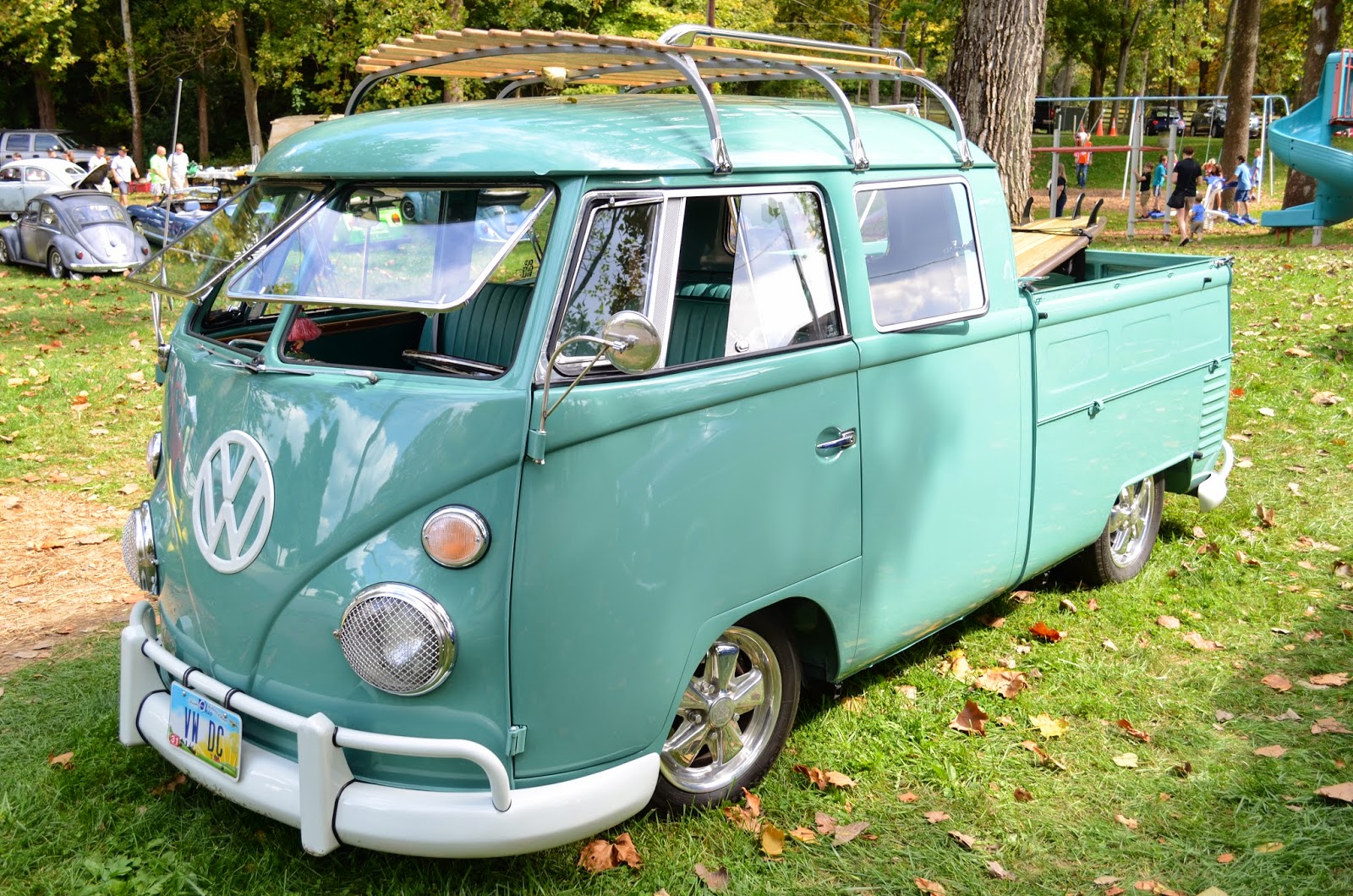 Turnerbudds Car Blog: The Perfect Hippy Vehicle