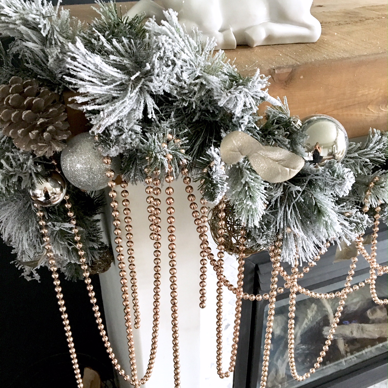 holiday-decorating-ideas-home-depot-harlow-and-thistle-1
