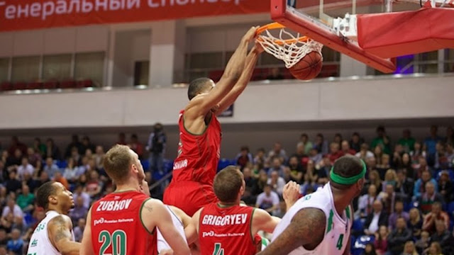 Αυτός θα είναι ο δεύτερος σέντερ;