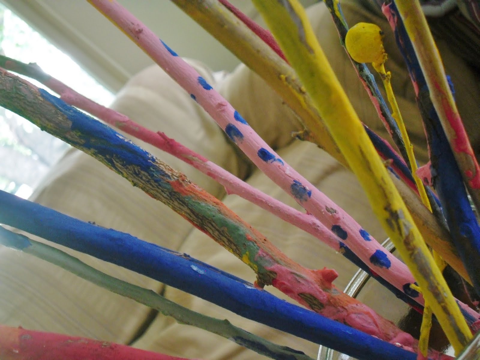 Little Vintage Me: Painting Sticks {Craft Tuesday}