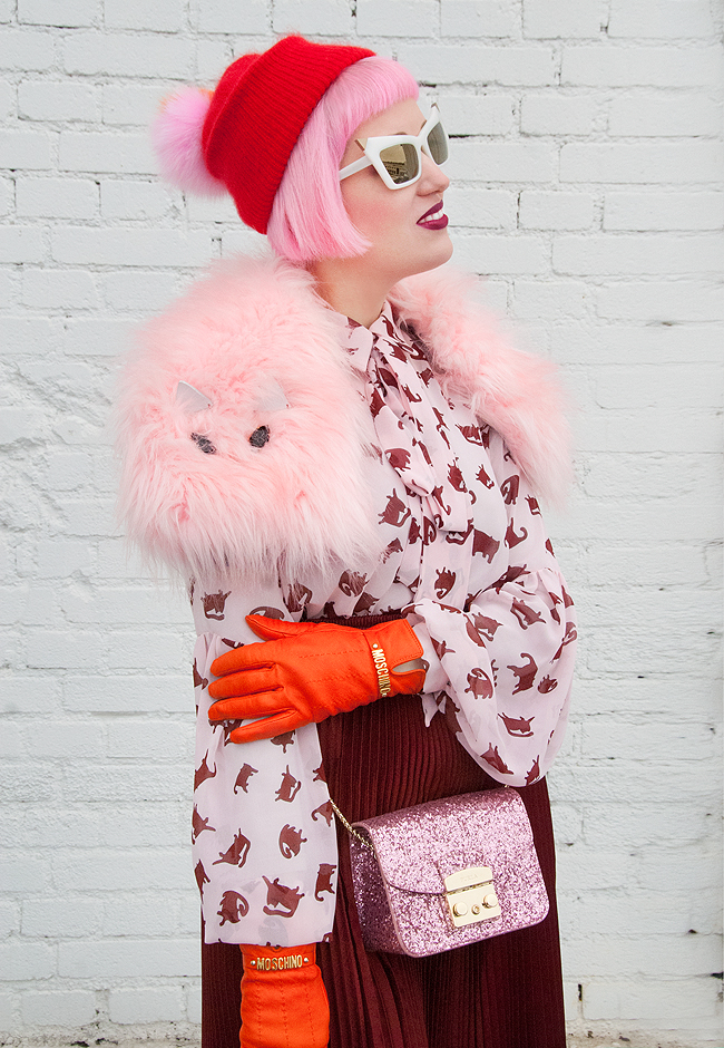 Sara is in Love with… blogger style fashion pink orange red burgundy pleated skirt faux fur cat scarf hat pink hair pinko cat print moschino gloves platform shoes Vivienne Westwood x Melissa Cléo Ferin Mercury Alexander Wang blogger look, faux fur scarf, cat look