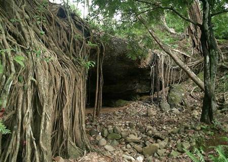 tempat wisata goa sakti jepara wisata jepara paling indah