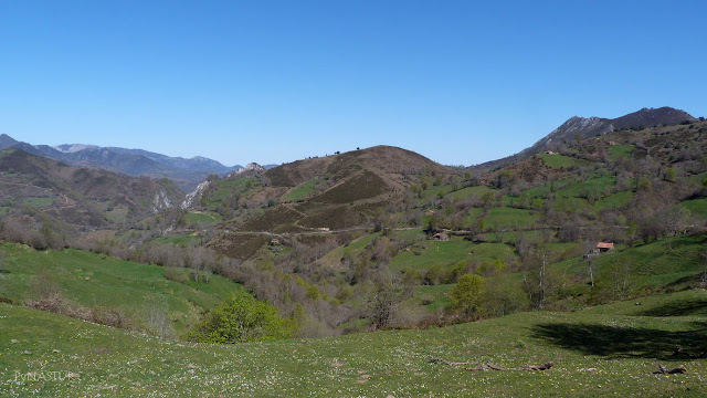 Vistas desde La Collada de Arnicio Vistas desde La Collada de Arnicio