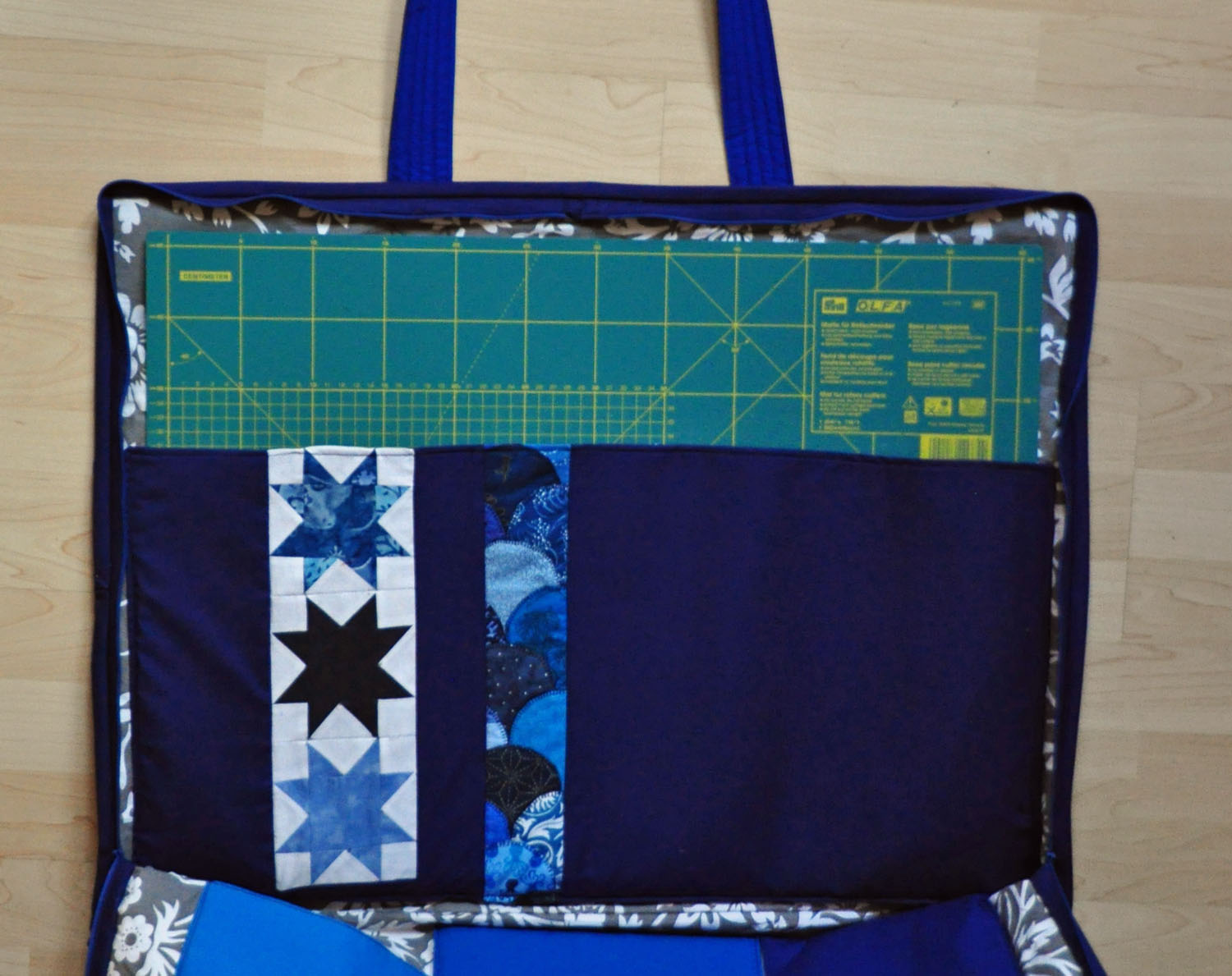 Sapphire's Stitching Stanza Cutting Mat Bag