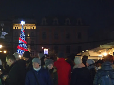Kraków, Rynek Główny, targi bożonarodzeniowe, przed świętami w Krakowie