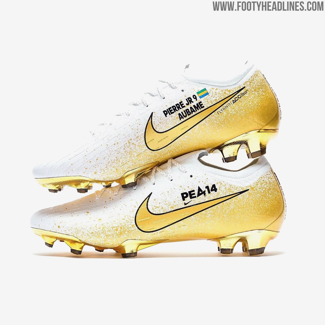 aubameyang soccer boots