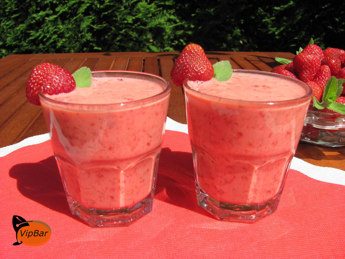 Truskawki z Martini letni , orzeźwiający, smaczny i prosty drink na