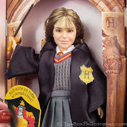 hermione hogwarts granger toy mattel doll smiling 2001 heroes distance castle philosopher she