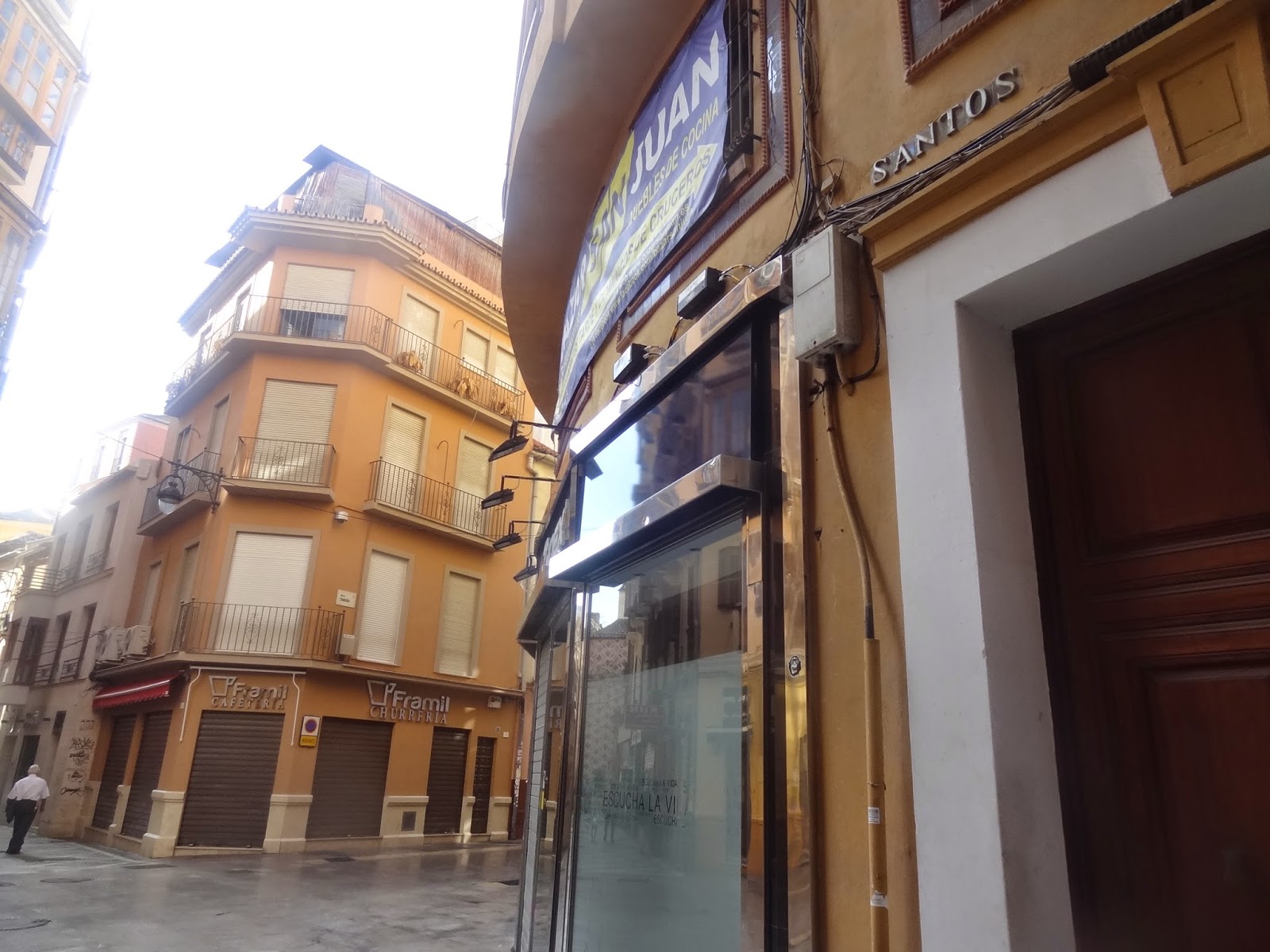 Mosaicos 2.193. Nomenclátor calle Santos, Málaga.