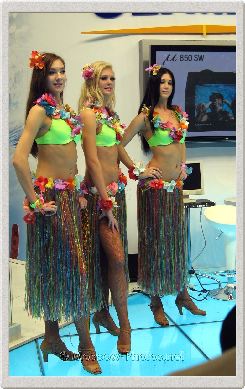 Moscow models at Photoforum - 2008