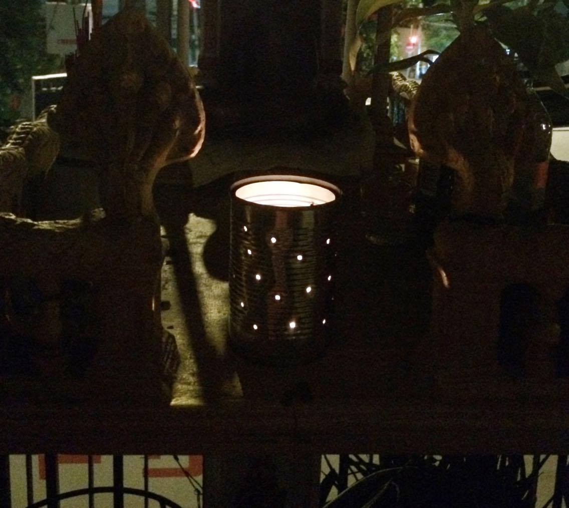Teen DIY DIY TIN CAN NIGHT LIGHT