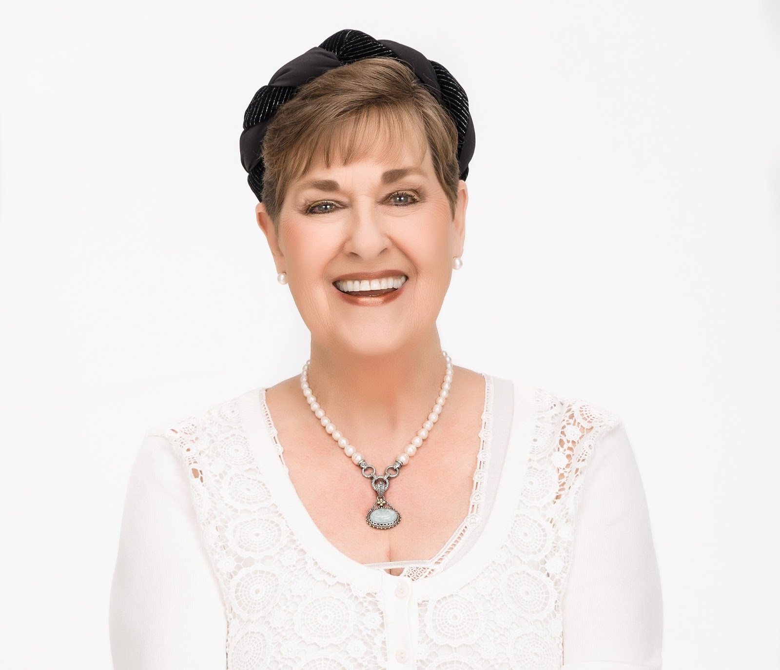 I am a Food TV Fan Drop the curtain! Interview with Kerry Vincent of
