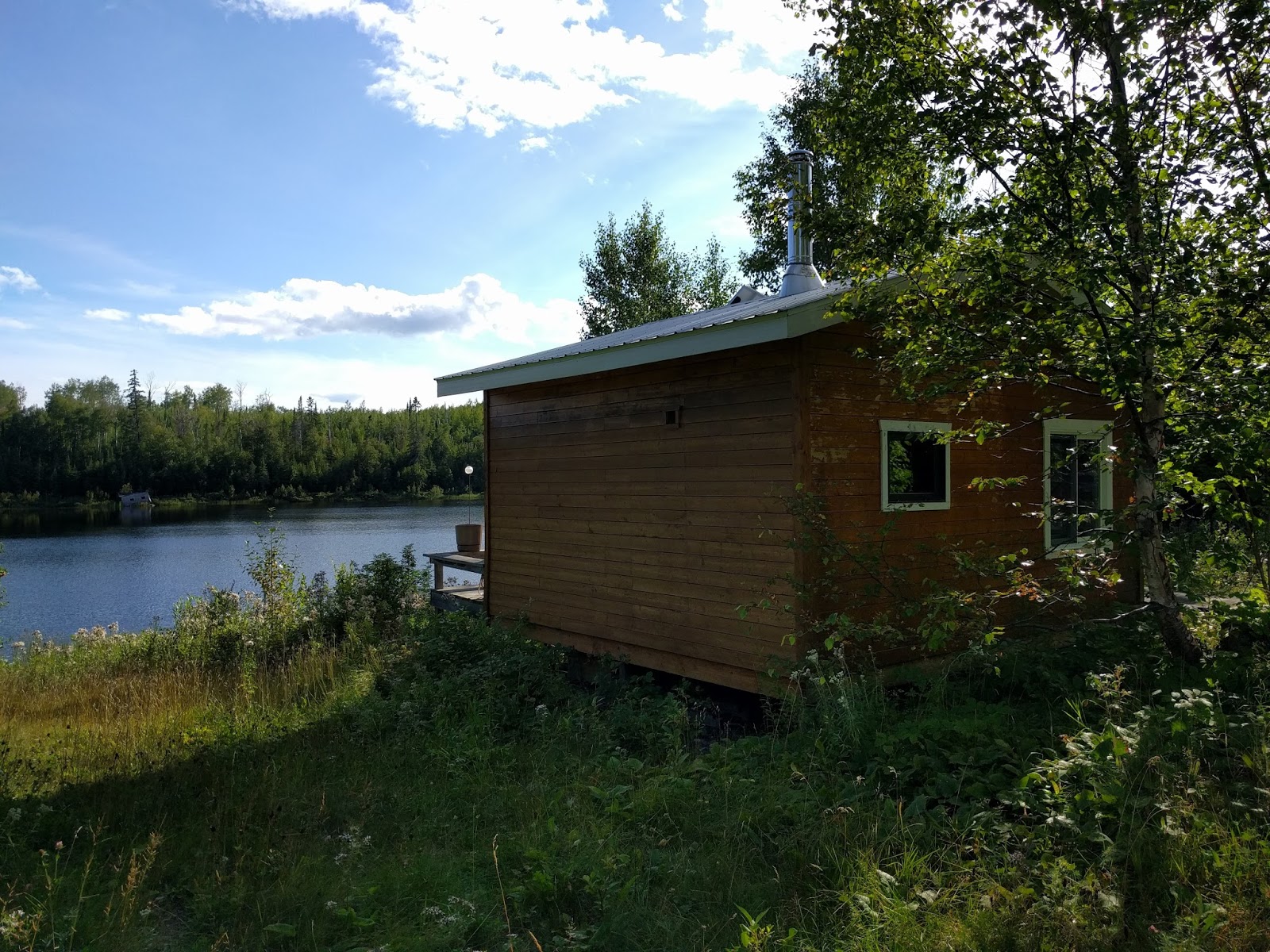 OffGrid Cabin in Thunder Bay [ TINY HOUSE TOWN ]