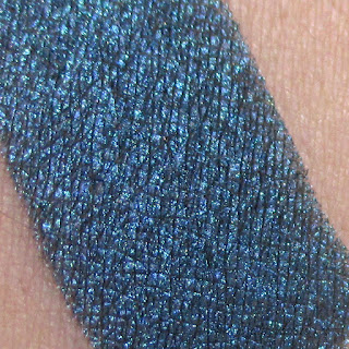 Makeup Forever Artist Shadow ME-230 Swatch Makeup Forever Artist Shadow ME-230 Swatch