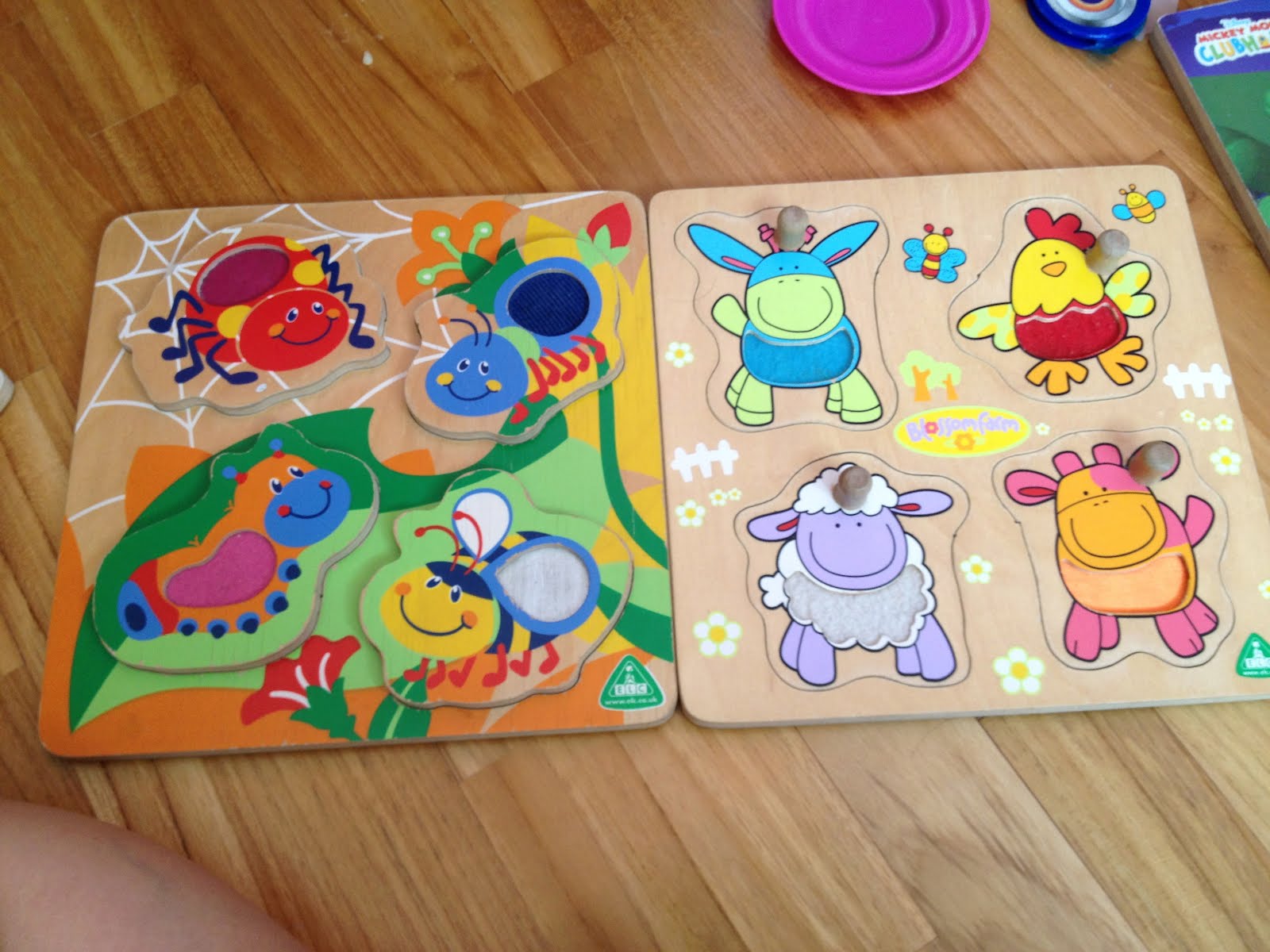 ELC Wooden Farm Animal & Insects Lift Out Puzzle SOLD Budgety Mummies