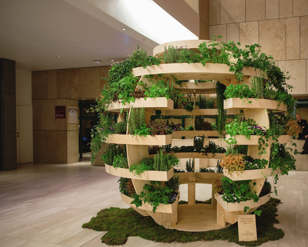 Everything Grows: DIY Vertical Garden