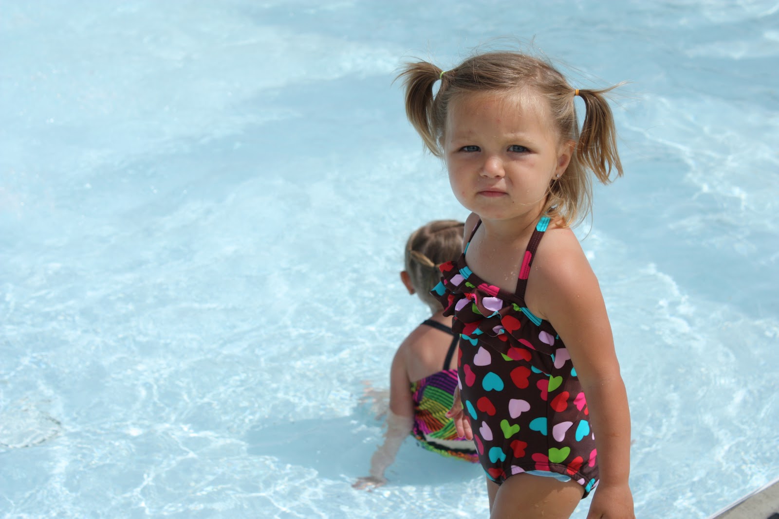 Нудистки модели крейзи холидей. Holiday девочки. Crazy Holiday на море. Crazy Holiday Aqua. Crazyholiday11
